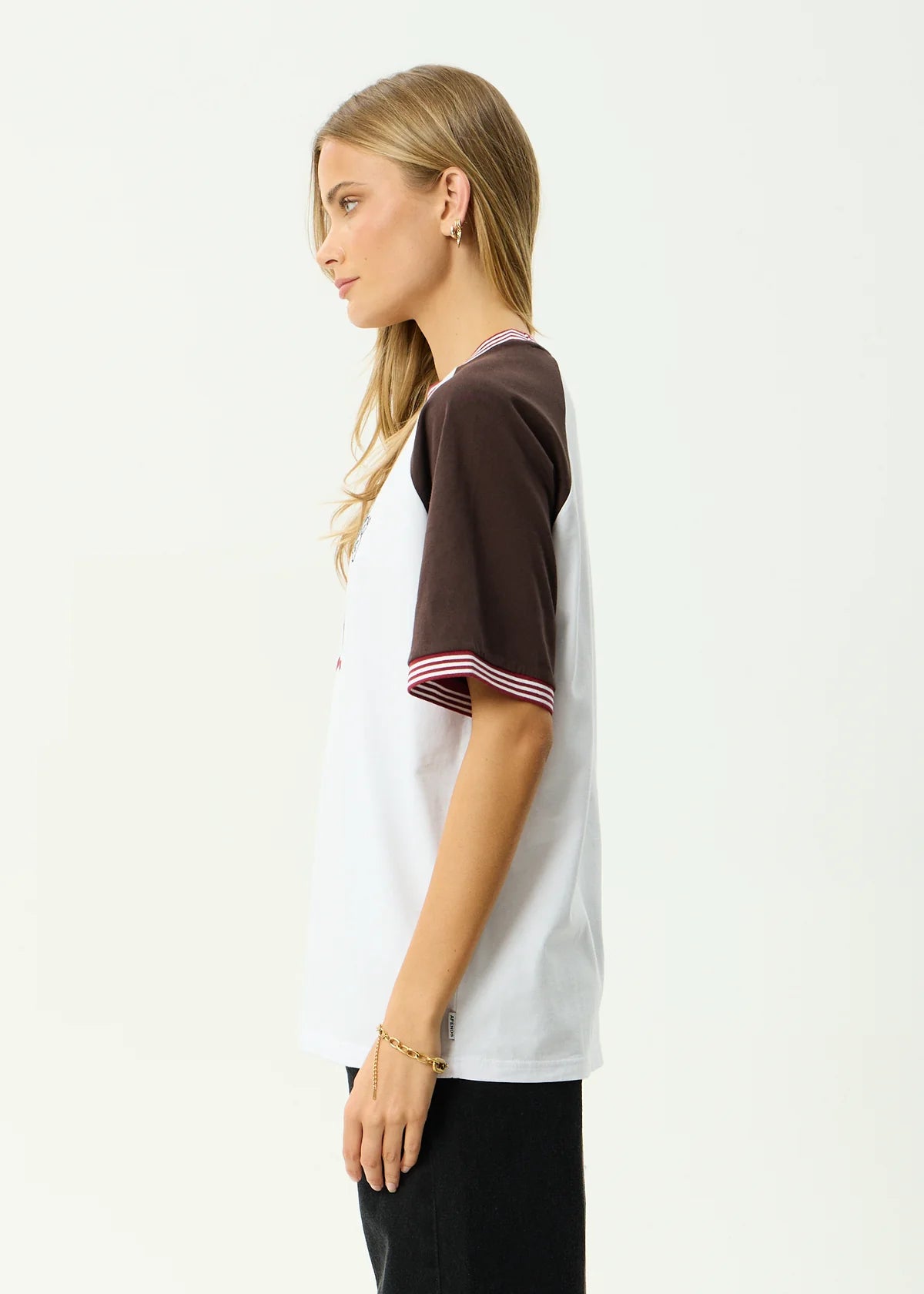 Afends Dexter - Oversized Tee - Coffee / White