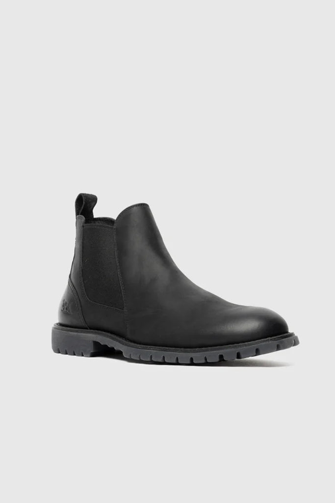 Rodd & Gunn Clearmont Chelsea Boot · Onyx