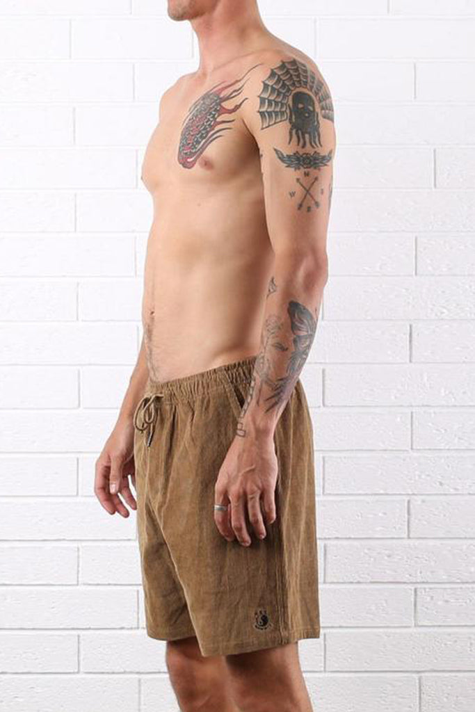 T&C Whaler Cord Short Sand