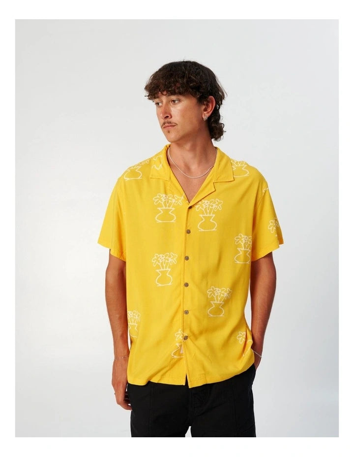 Critical Slide Mellow Resort SS Shirt yellow