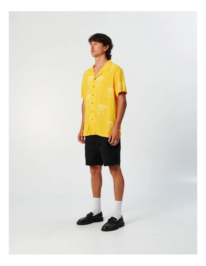 Critical Slide Mellow Resort SS Shirt yellow