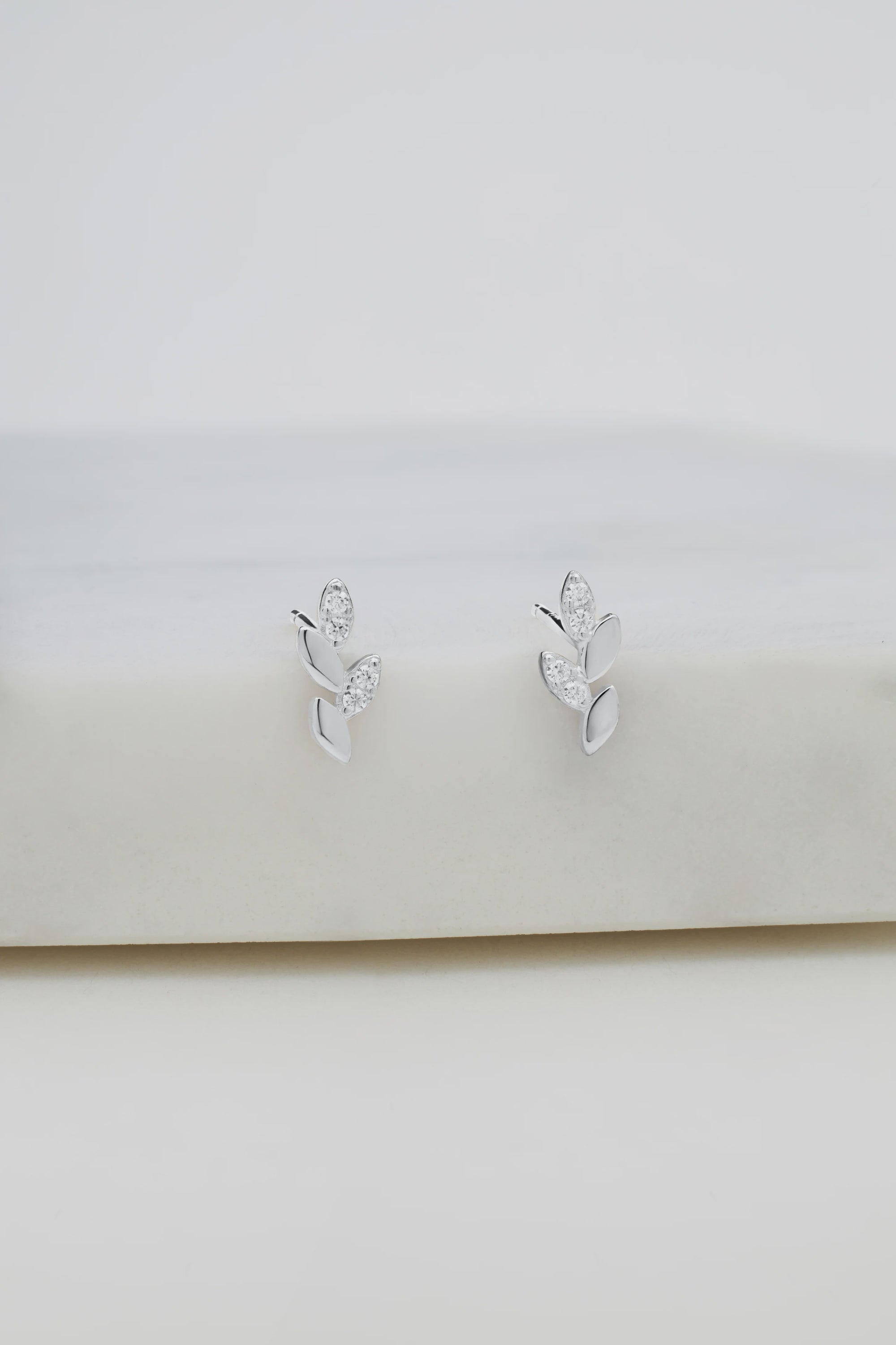 Zafino Crystal Leaf Stud Earring