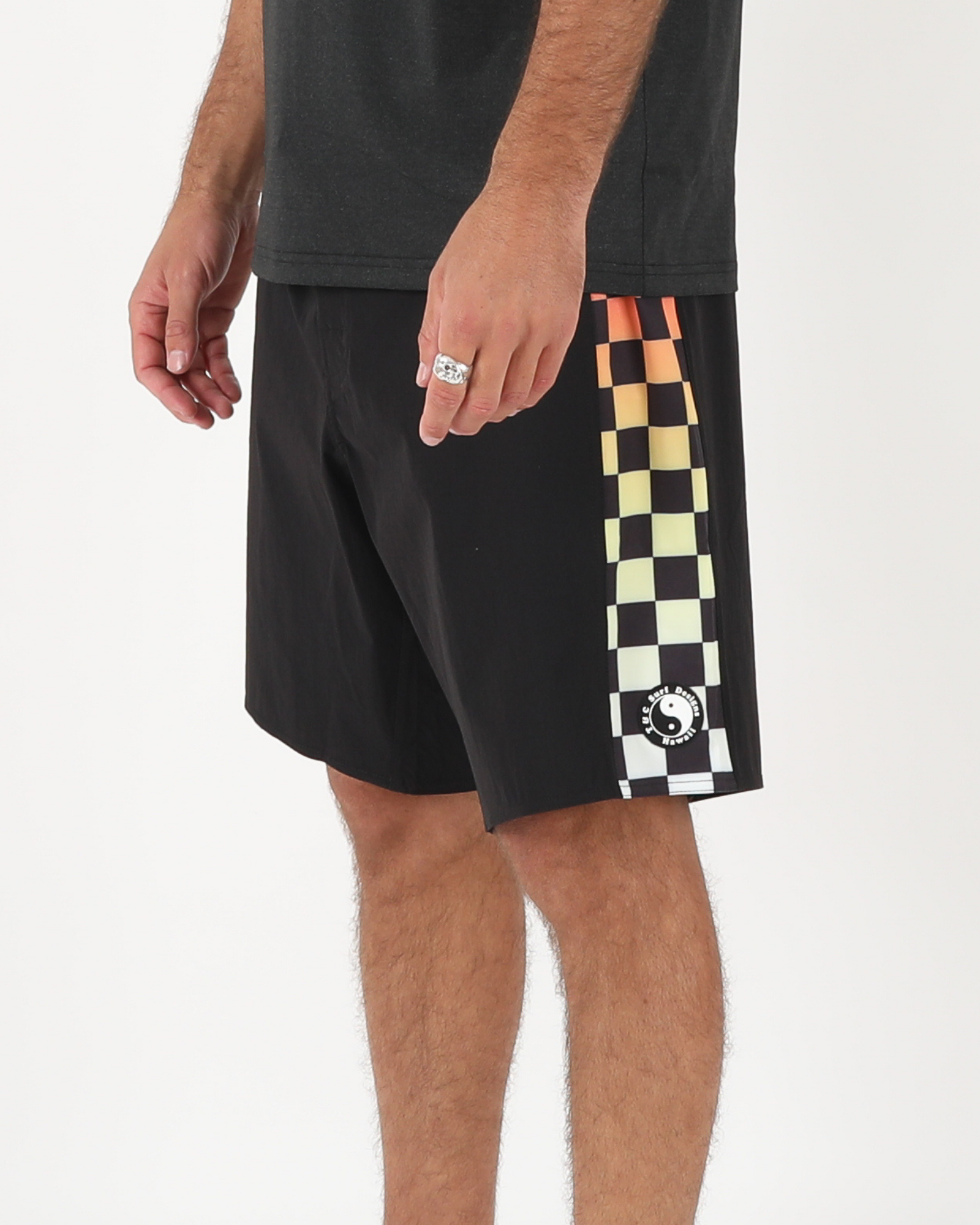 T&C Off The Grid Trunk Black/Sunset Fade