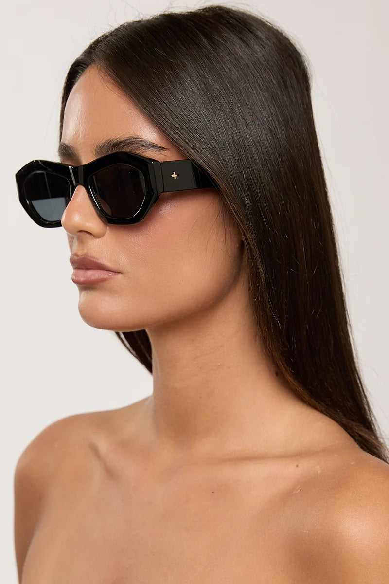 Peta + Jain Sophi Sunglasses Black/Smoke Lens
