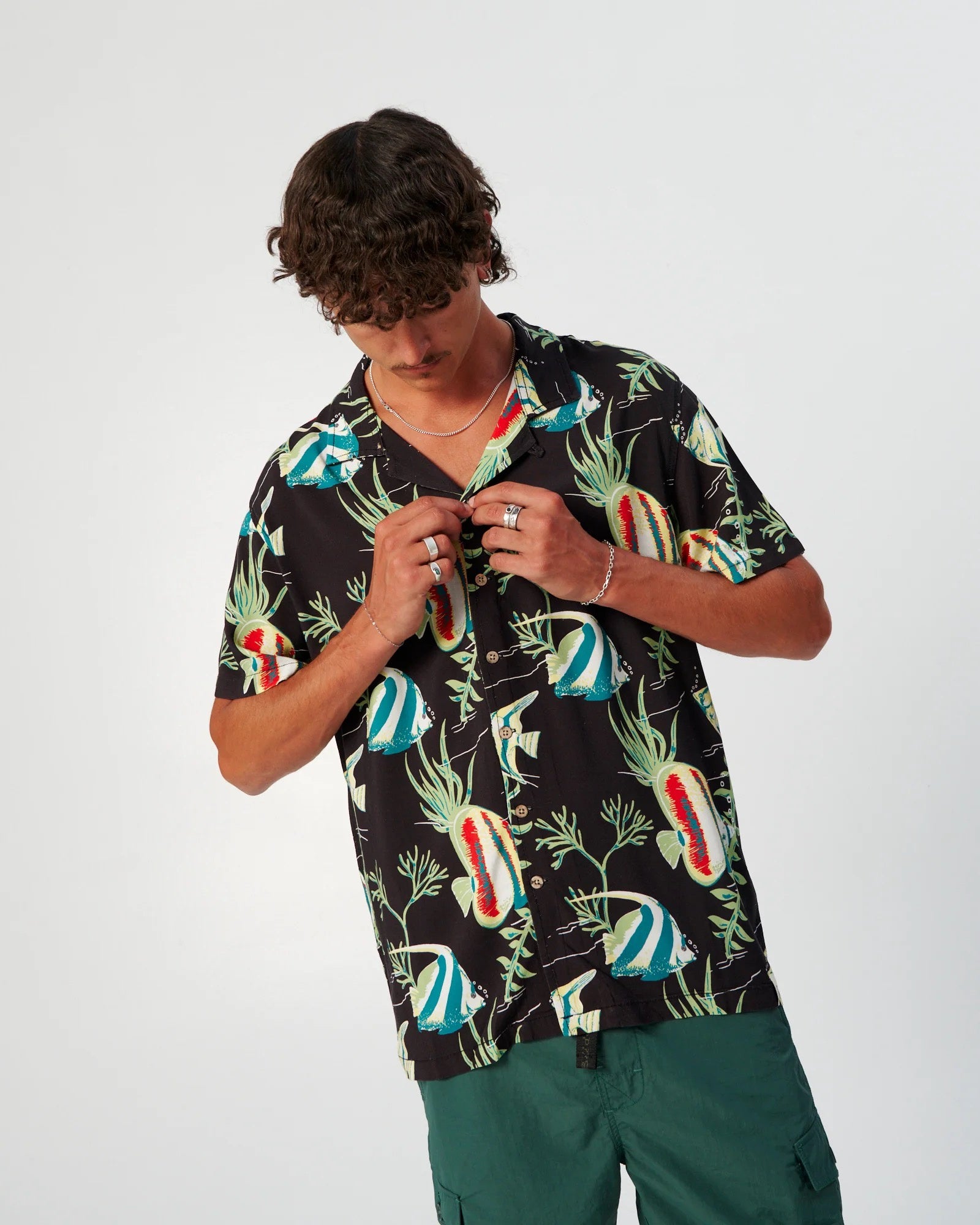 Critical Slide Gilligans Resort SS Shirt Black