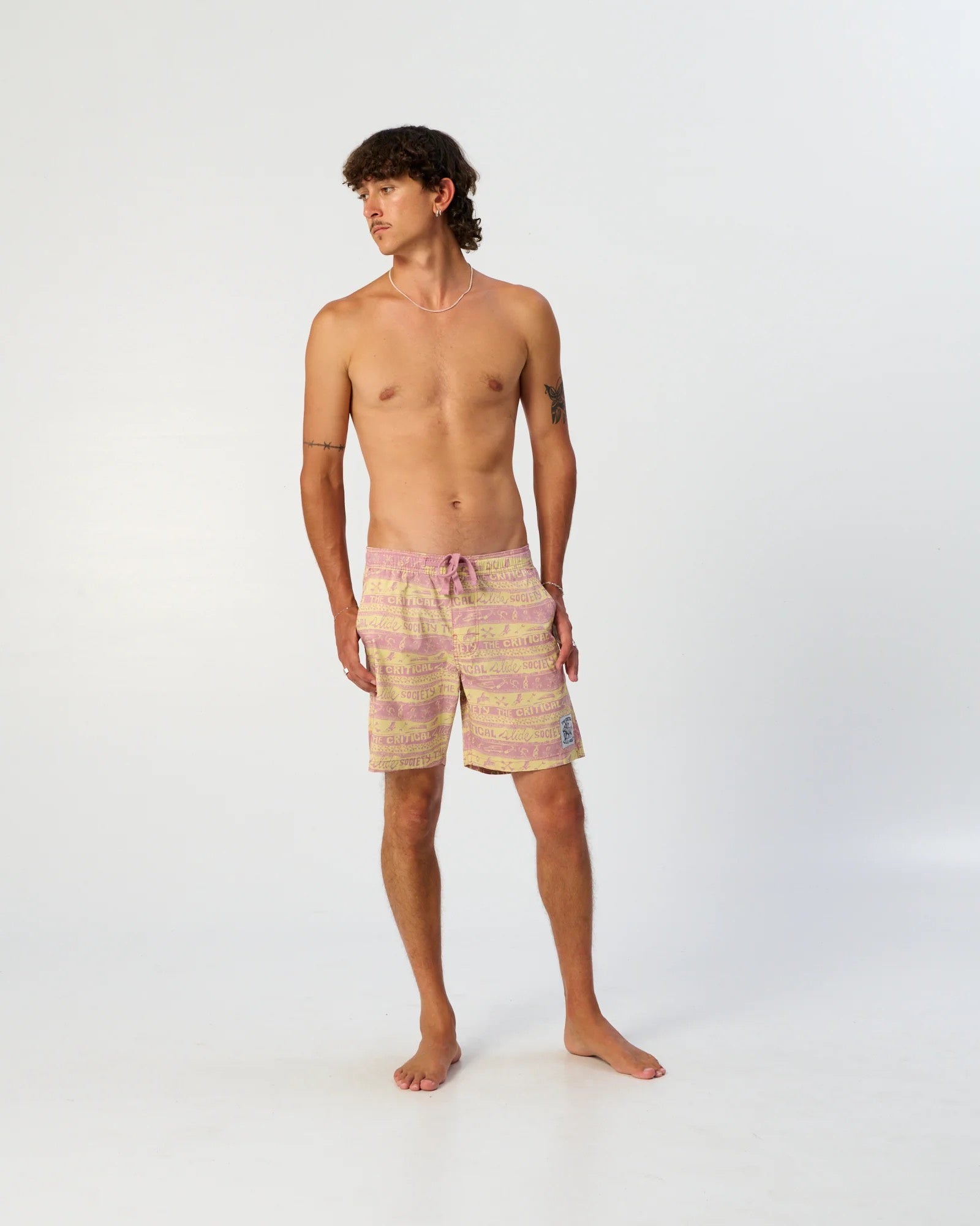 Critical Slide Myth 17" Trunk Coral