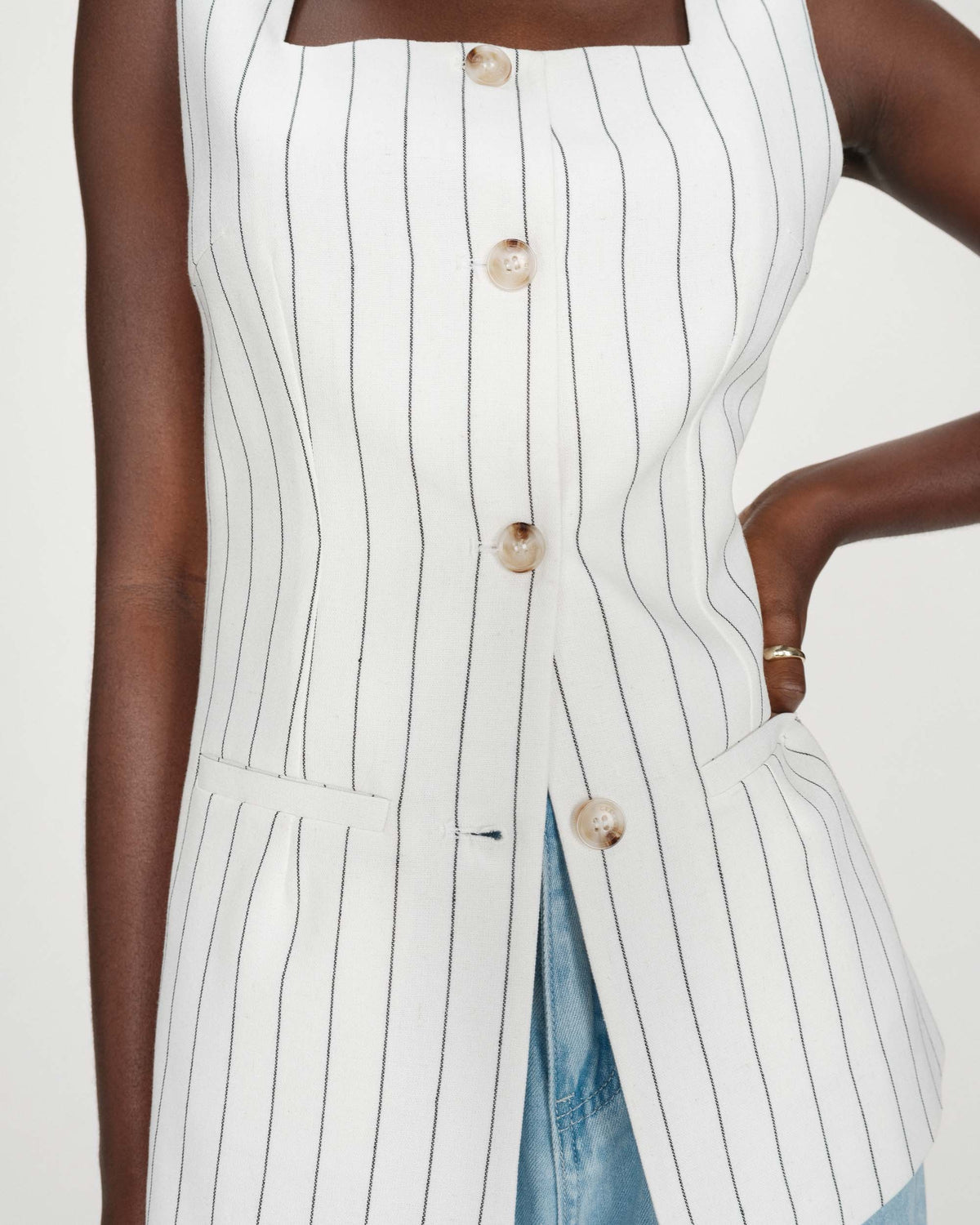 Grace & Mila Vic Jacket White(White)