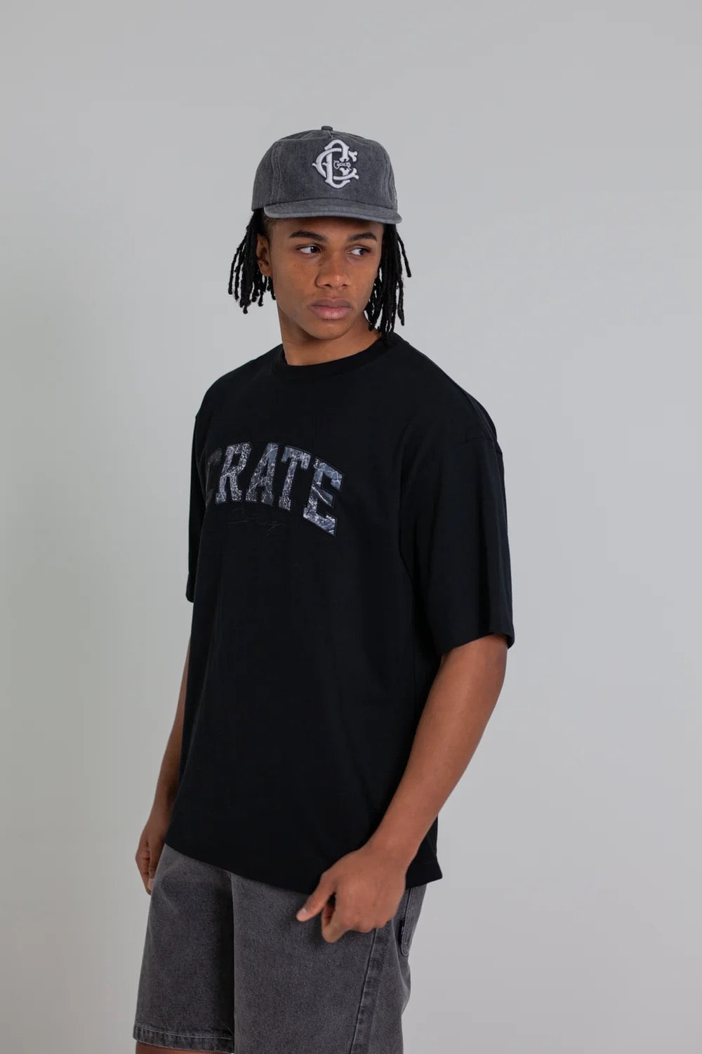 Crate Varsity Box Fit T-Shirt Black/Tree Camo