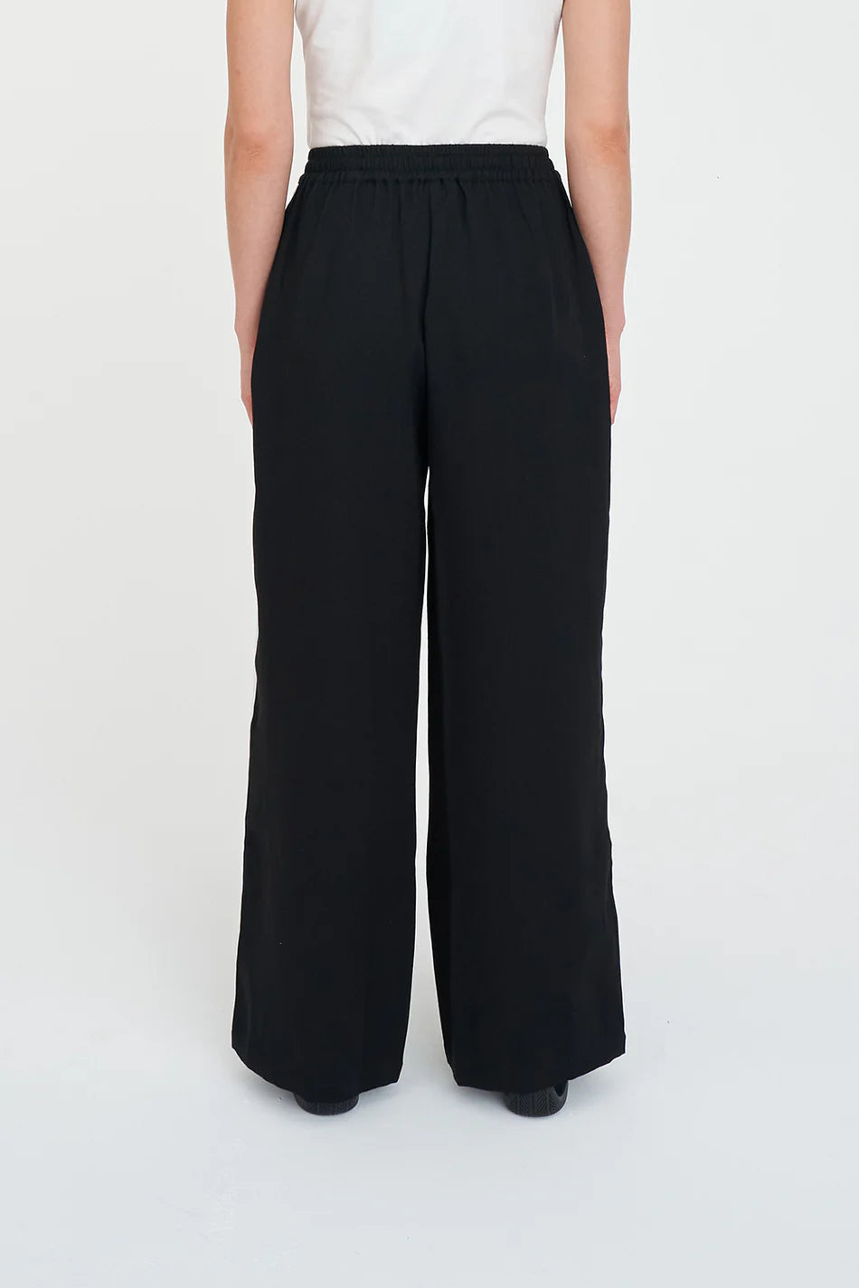 Huffer Off Duty Pant Black