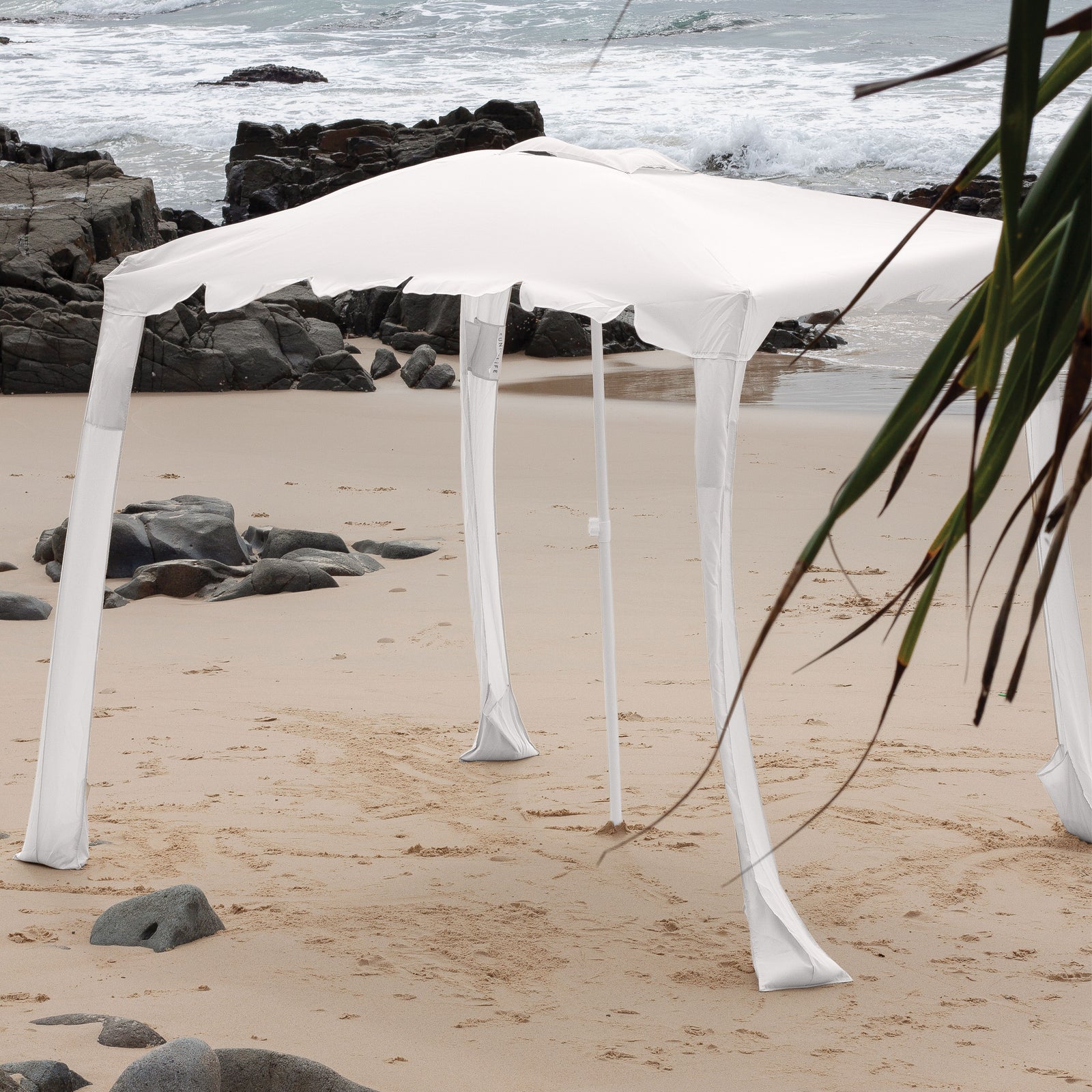 Sunnylife Beach Cabana Casa Blanca