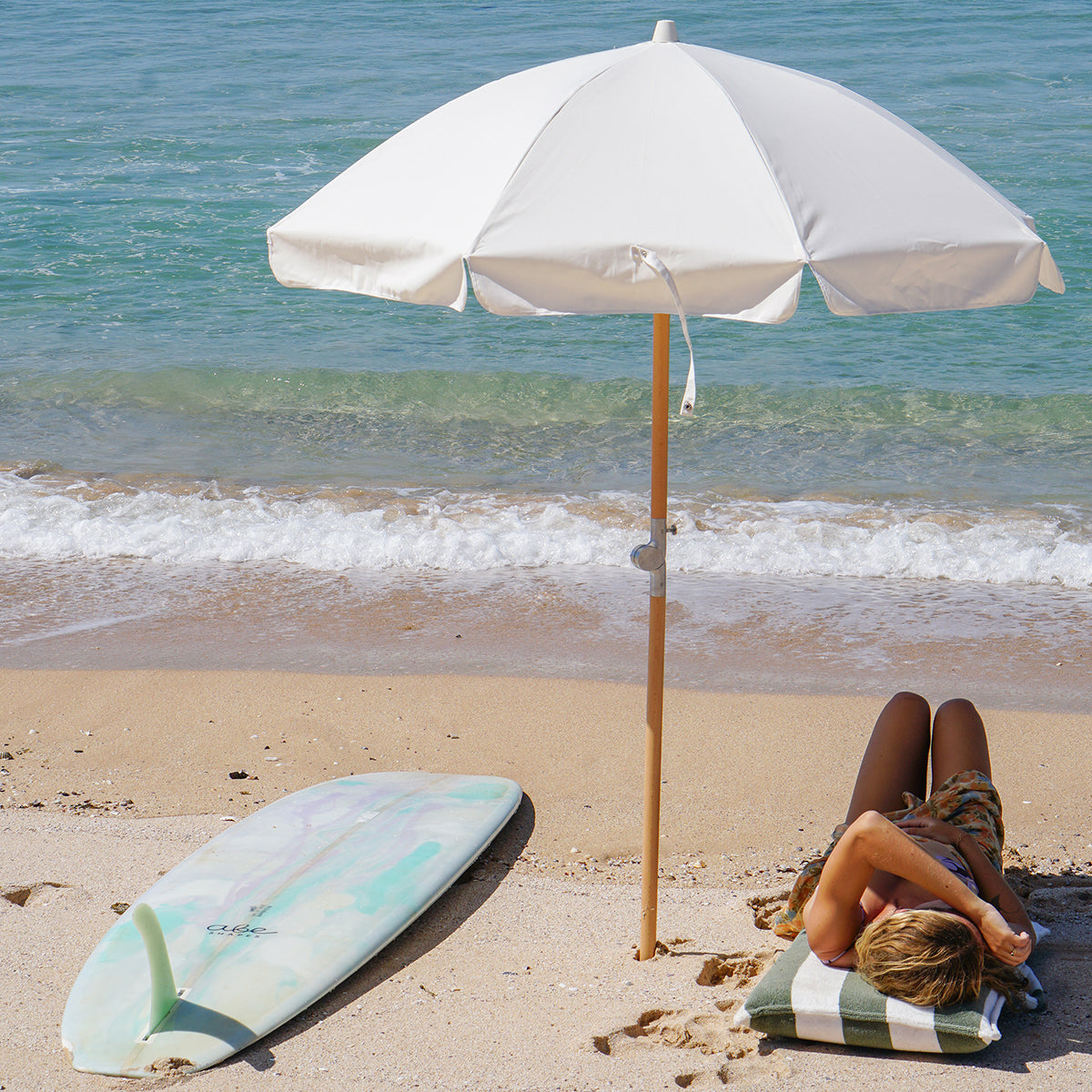 Sunnylife Luxe Beach Umbrella Cream