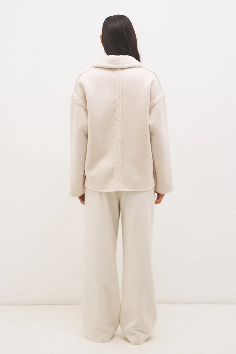 Mon Renn Skadi Reversible Jacket Cream