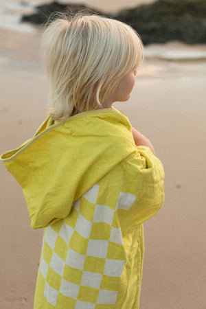 SunnyLife Beach Games Hooded Towel Checkerboard