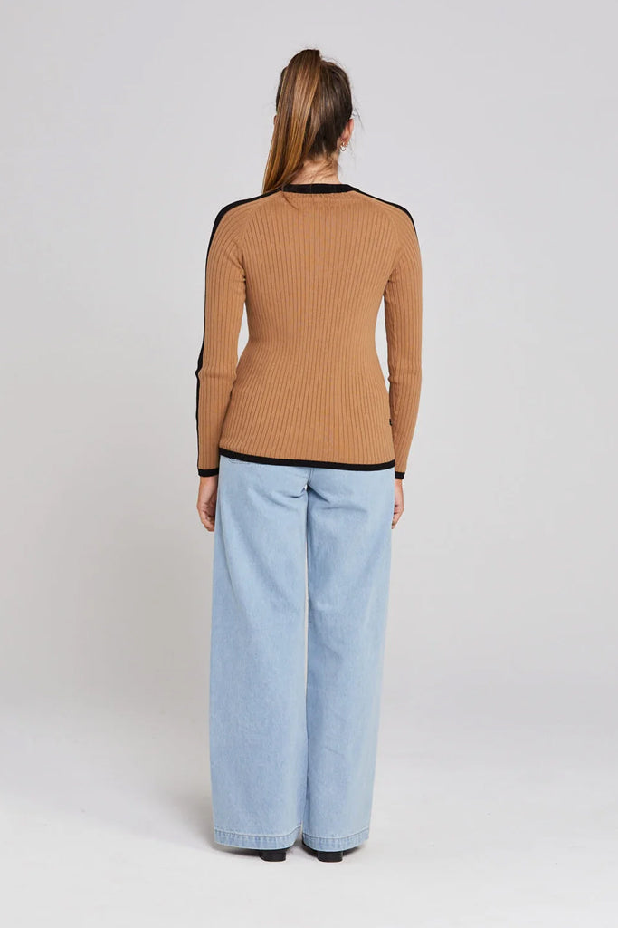 Thing Thing Unity Longsleeve Biscuit