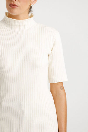Thing Thing S/S Turtle Neck Unbleached