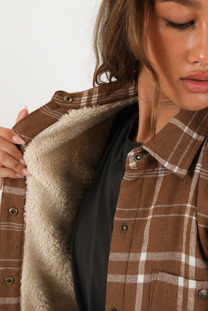 T&C Canyon Sherpa Shacket Chocolate