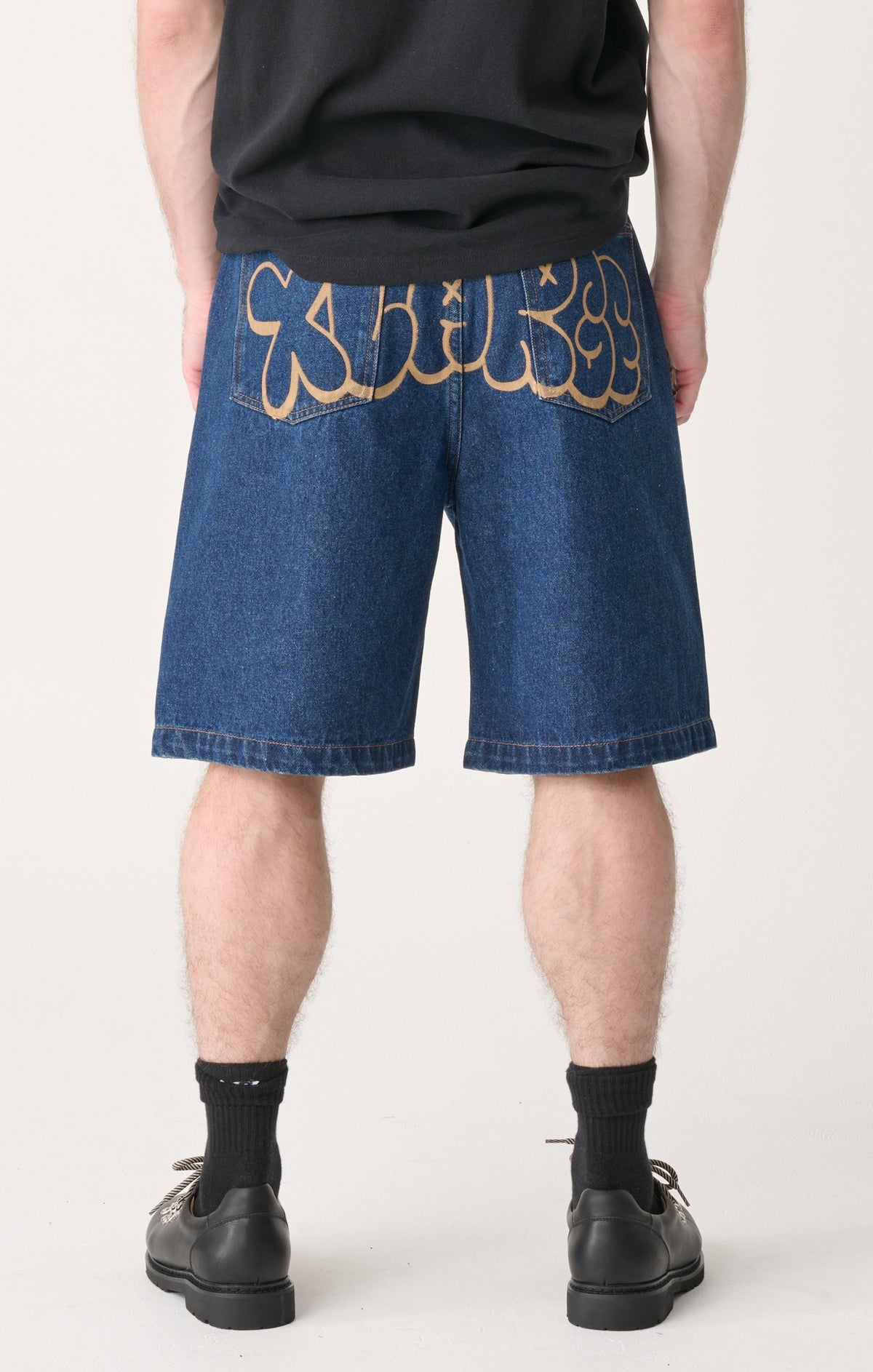 XLARGE Burst Bull Denim 91 Short Raw Indigo