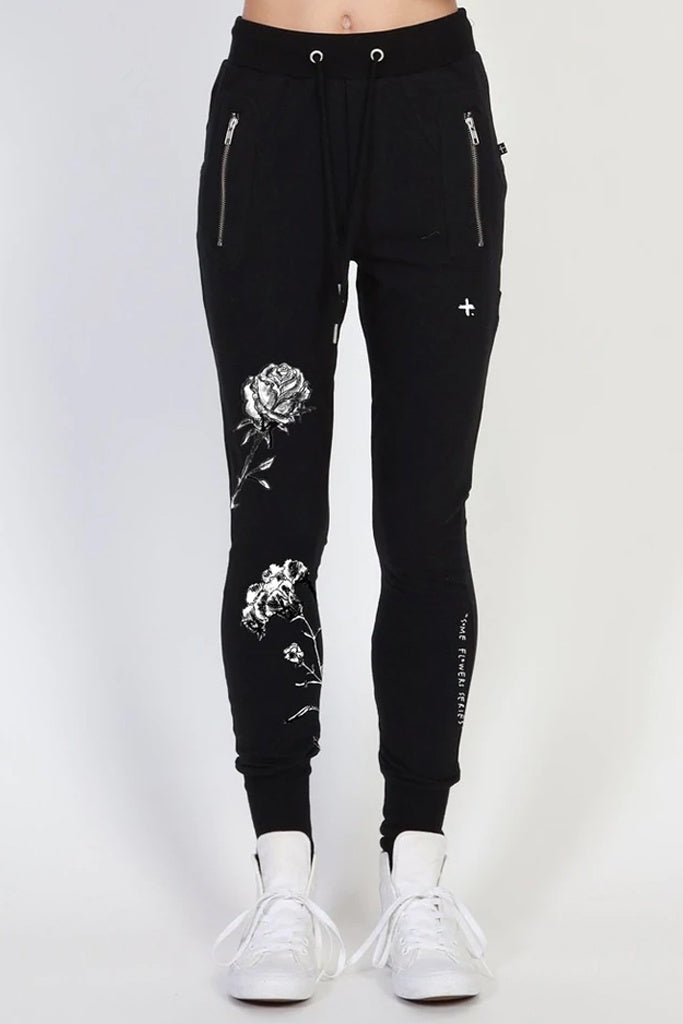 Federation Escape Trackies Flowers Black Silver